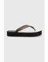 Calvin Klein Jeans Žabky BEACH SANDAL FLATFORM dámské černá barva na plochém podpatku YW0YW00716 - Pepit.cz