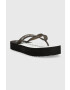 Calvin Klein Jeans Žabky BEACH SANDAL FLATFORM dámské černá barva na plochém podpatku YW0YW00716 - Pepit.cz