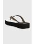 Calvin Klein Jeans Žabky BEACH SANDAL FLATFORM dámské černá barva na plochém podpatku YW0YW00716 - Pepit.cz