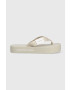 Calvin Klein Jeans Žabky FLATFORM FLIPFLOP dámské béžová barva na platformě YW0YW00993 - Pepit.cz