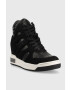 Guess Sneakers boty Lisa černá barva - Pepit.cz