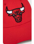 New Era Bavlněná baseballová čepice x Chicago Bulls červená barva s aplikací CHICAGO BULLS - Pepit.cz