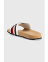 Tommy Hilfiger Pantofle CORPORATE CORK POOL SLIDE pánské bílá barva FM0FM04466 - Pepit.cz