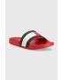 Tommy Hilfiger Pantofle RUBBER TH FLAG POOL SLIDE pánské červená barva FM0FM04263 - Pepit.cz