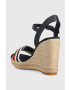 Tommy Hilfiger Sandály CORPORATE WEDGE dámské tmavomodrá barva na klínku FW0FW07086 - Pepit.cz