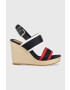 Tommy Hilfiger Sandály RWB FEMININE WEDGE dámské tmavomodrá barva na klínku - Pepit.cz