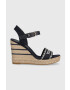 Tommy Hilfiger Sandály SEASONAL WEBBING WEDGE dámské tmavomodrá barva na platformě FW0FW07088 - Pepit.cz