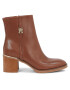 Tommy Hilfiger Polokozačky Feminine Th Hardware Mid Bootie FW0FW07539 Hnědá - Pepit.cz