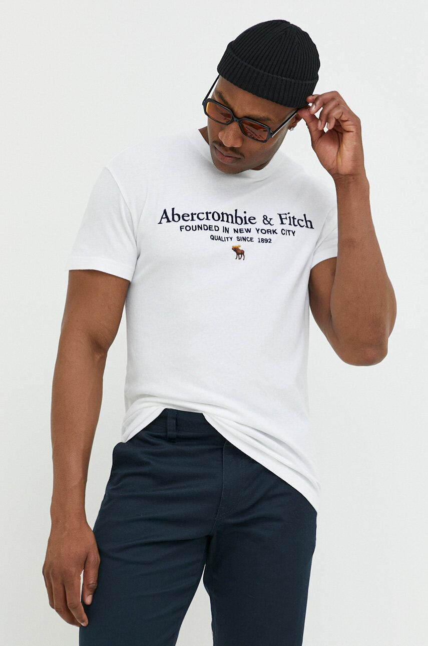 Abercrombie & Fitch Bavlněné tričko bílá barva s aplikací - Pepit.cz