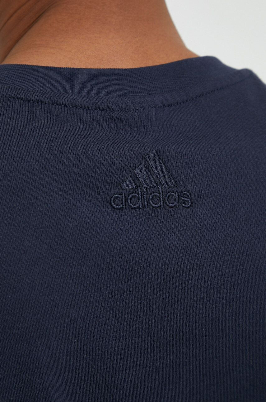 adidas Bavlněné tričko tmavomodrá barva s potiskem - Pepit.cz