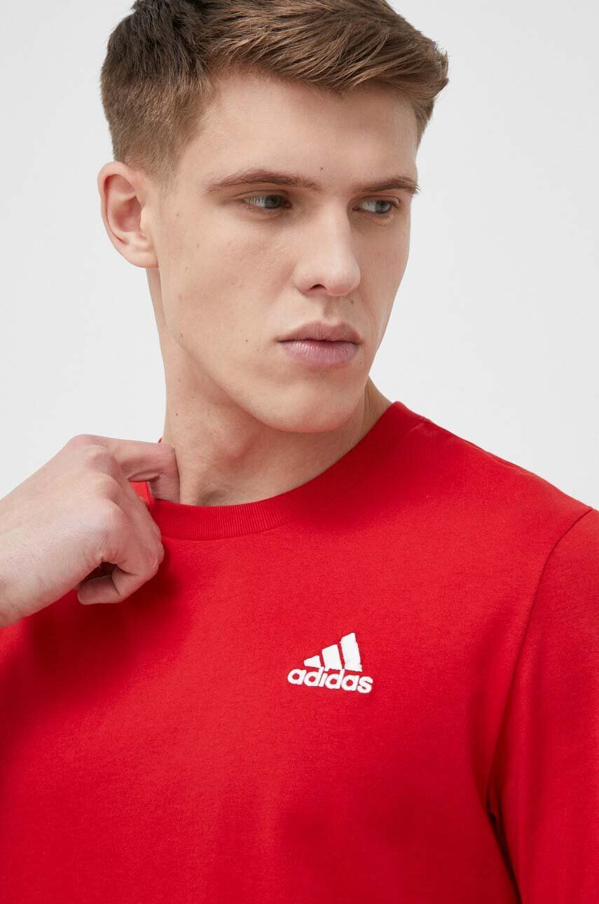 adidas Bavlněné tričko červená barva - Pepit.cz