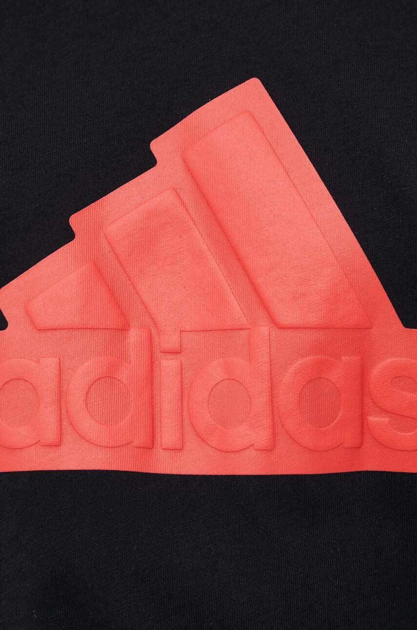 adidas Bavlněné tričko černá barva s potiskem - Pepit.cz