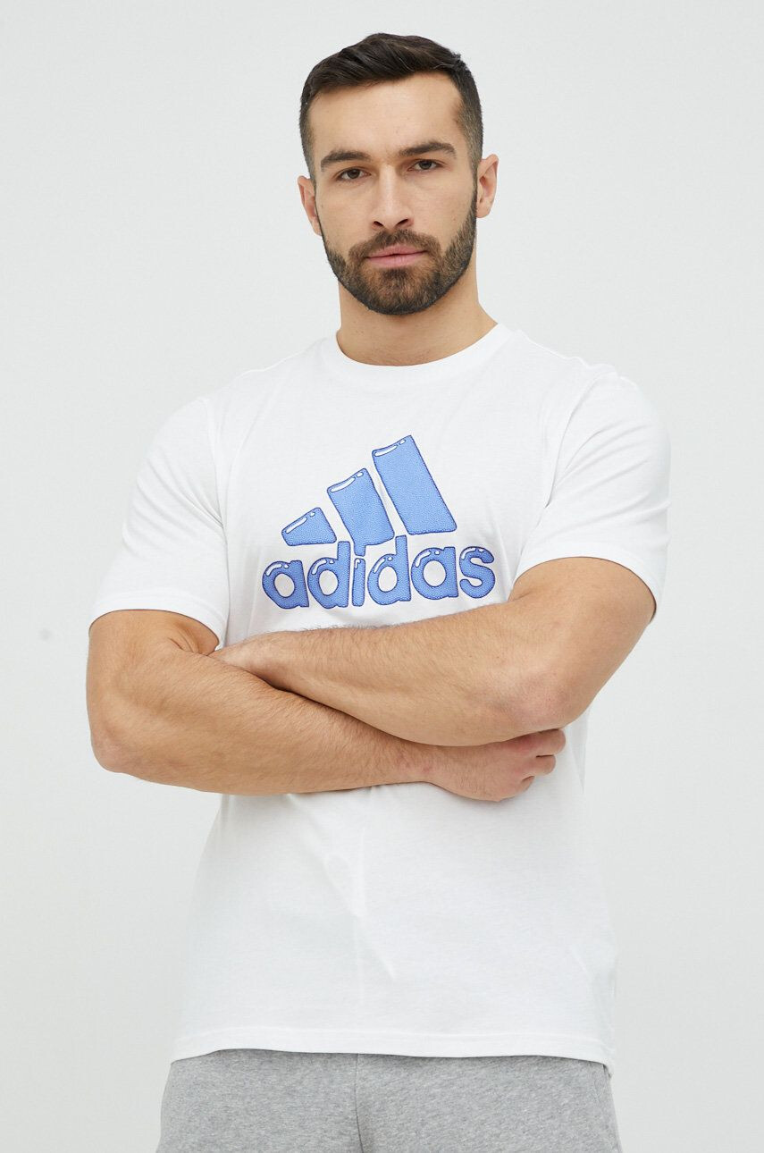 adidas Bavlněné tričko bílá barva s potiskem - Pepit.cz