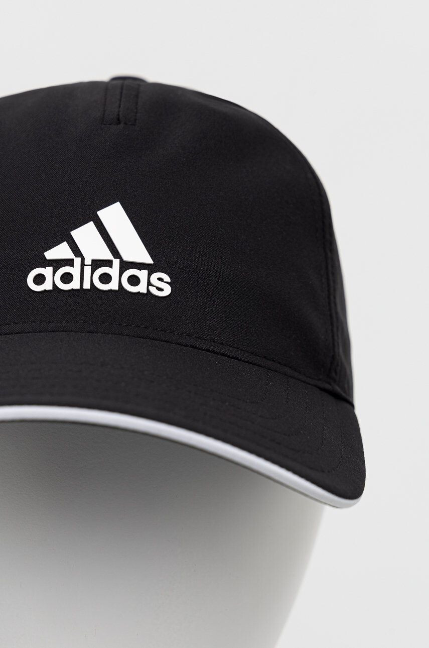 adidas Čepice HD7242 černá barva s aplikací - Pepit.cz