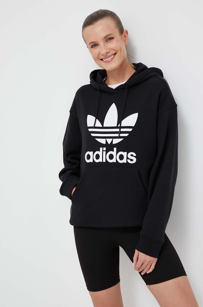 adidas Originals Bavlněná mikina dámská černá barva s kapucí s potiskem - Pepit.cz