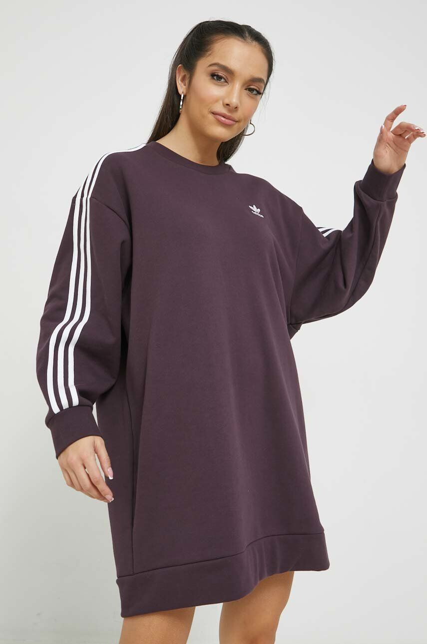 adidas Originals Bavlněné šaty fialová barva midi oversize - Pepit.cz