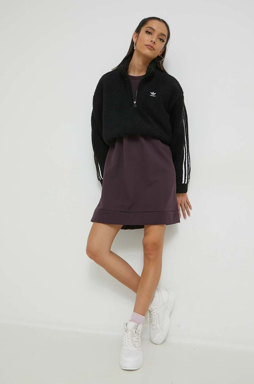 adidas Originals Bavlněné šaty fialová barva midi oversize - Pepit.cz