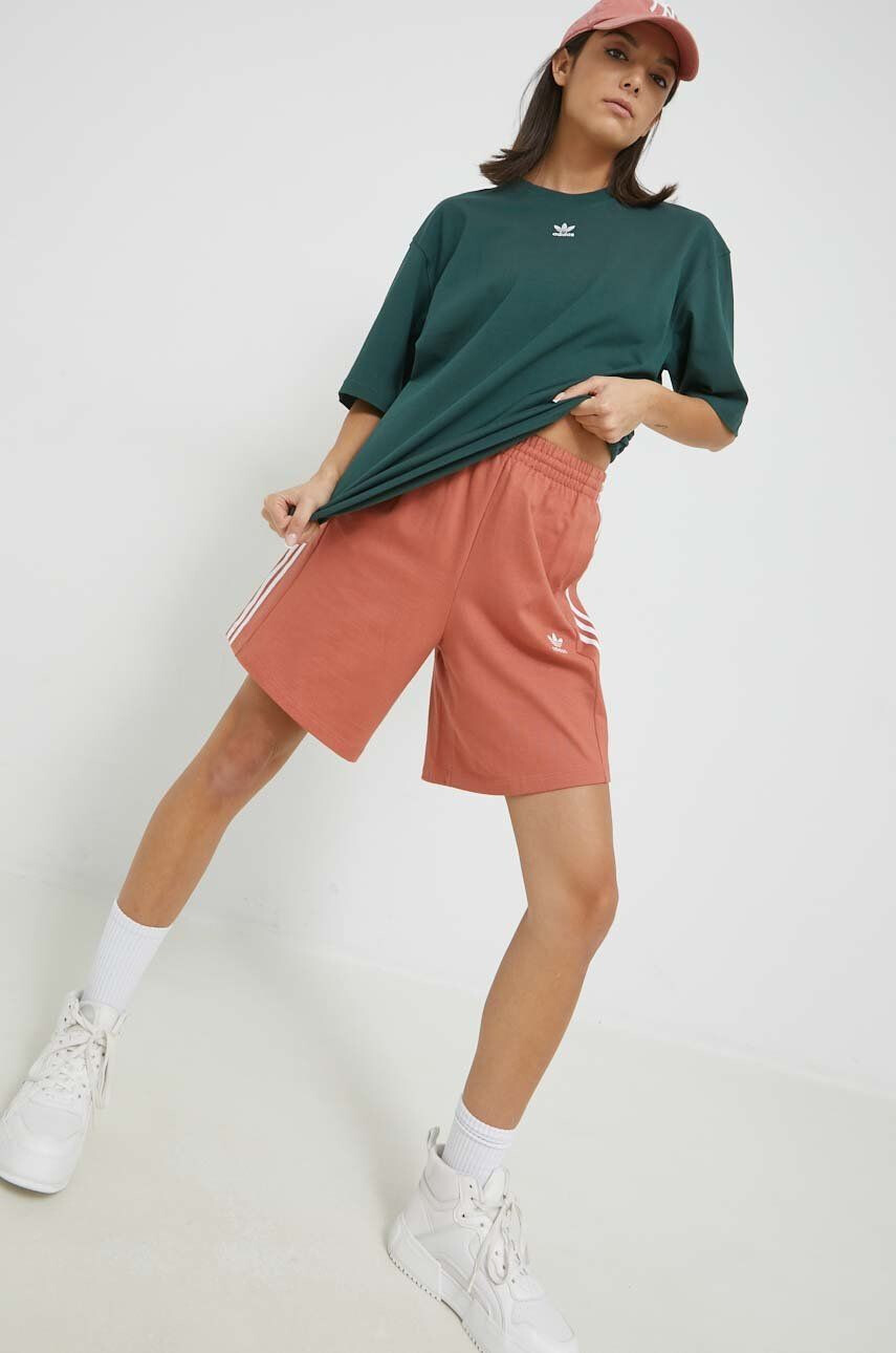 adidas Originals Bavlněné šortky dámské oranžová barva s aplikací high waist - Pepit.cz