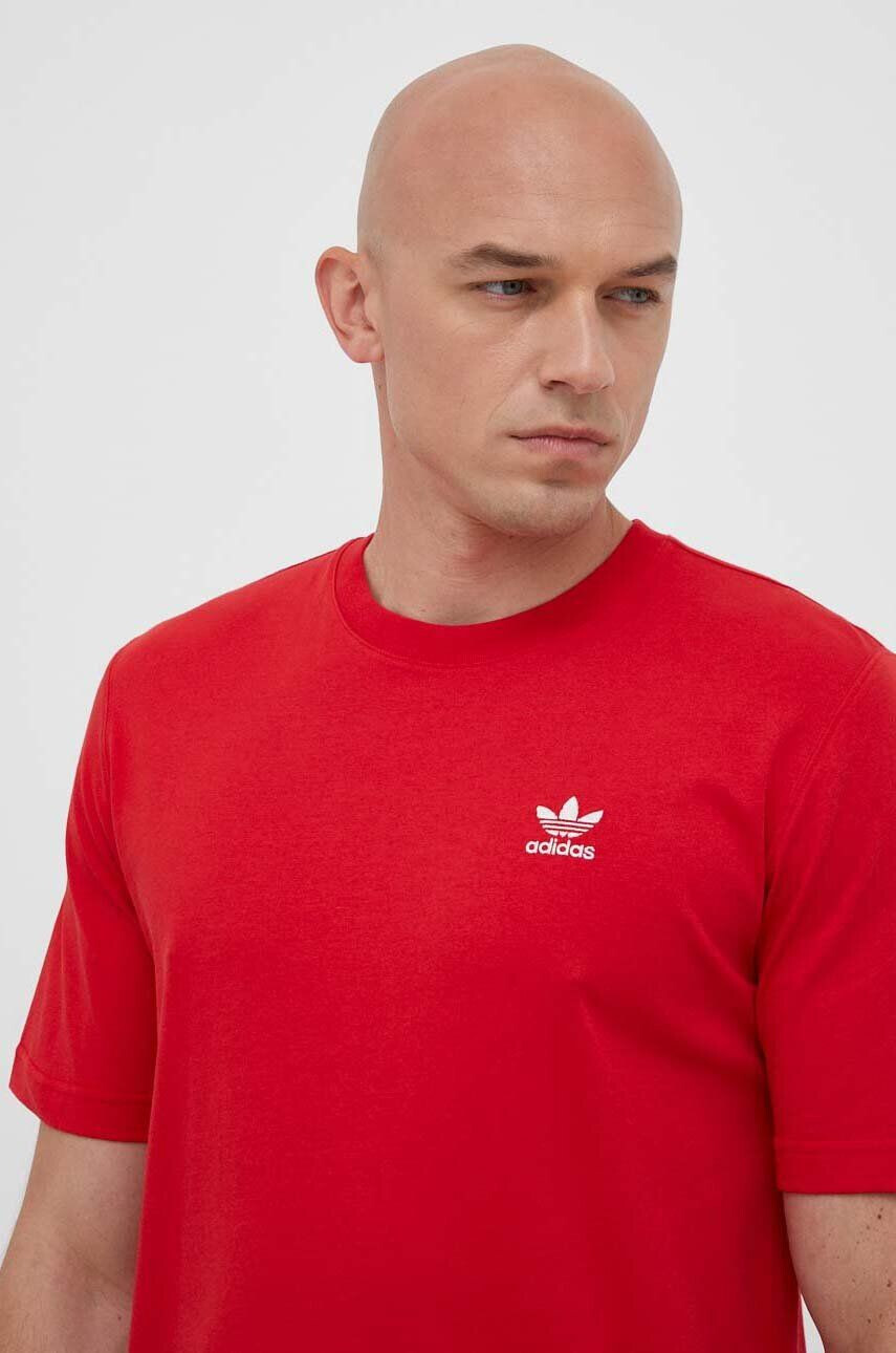 adidas Originals Bavlněné tričko červená barva s aplikací - Pepit.cz