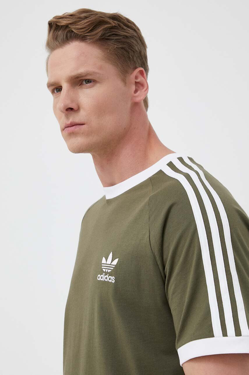 adidas Originals Bavlněné tričko zelená barva s aplikací - Pepit.cz