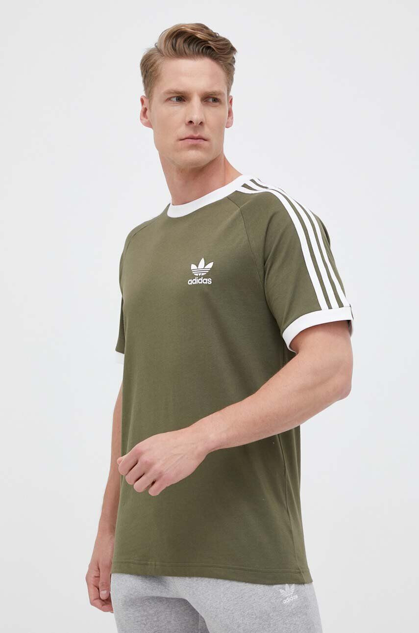 adidas Originals Bavlněné tričko zelená barva s aplikací - Pepit.cz