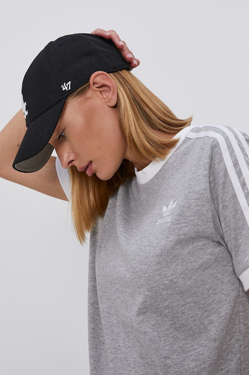 adidas Originals Bavlněné tričko H33576 šedá barva - Pepit.cz