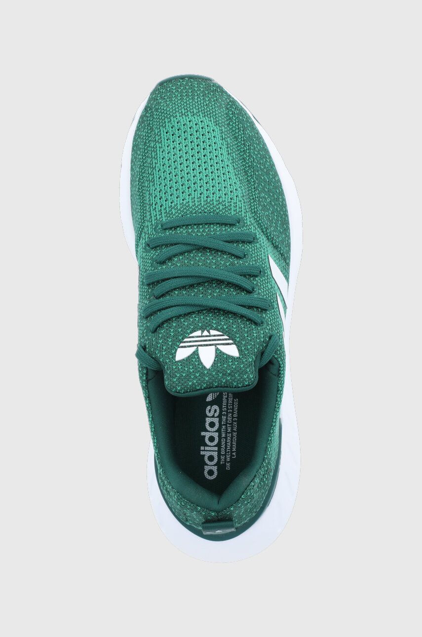 adidas Originals Boty Swift Run GZ3501 zelená barva GZ3501-GREEN/WHT - Pepit.cz