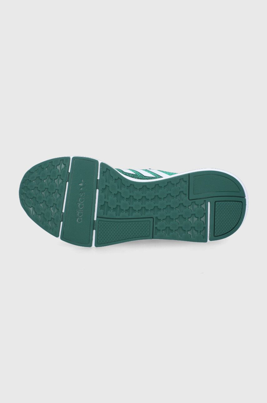 adidas Originals Boty Swift Run GZ3501 zelená barva GZ3501-GREEN/WHT - Pepit.cz