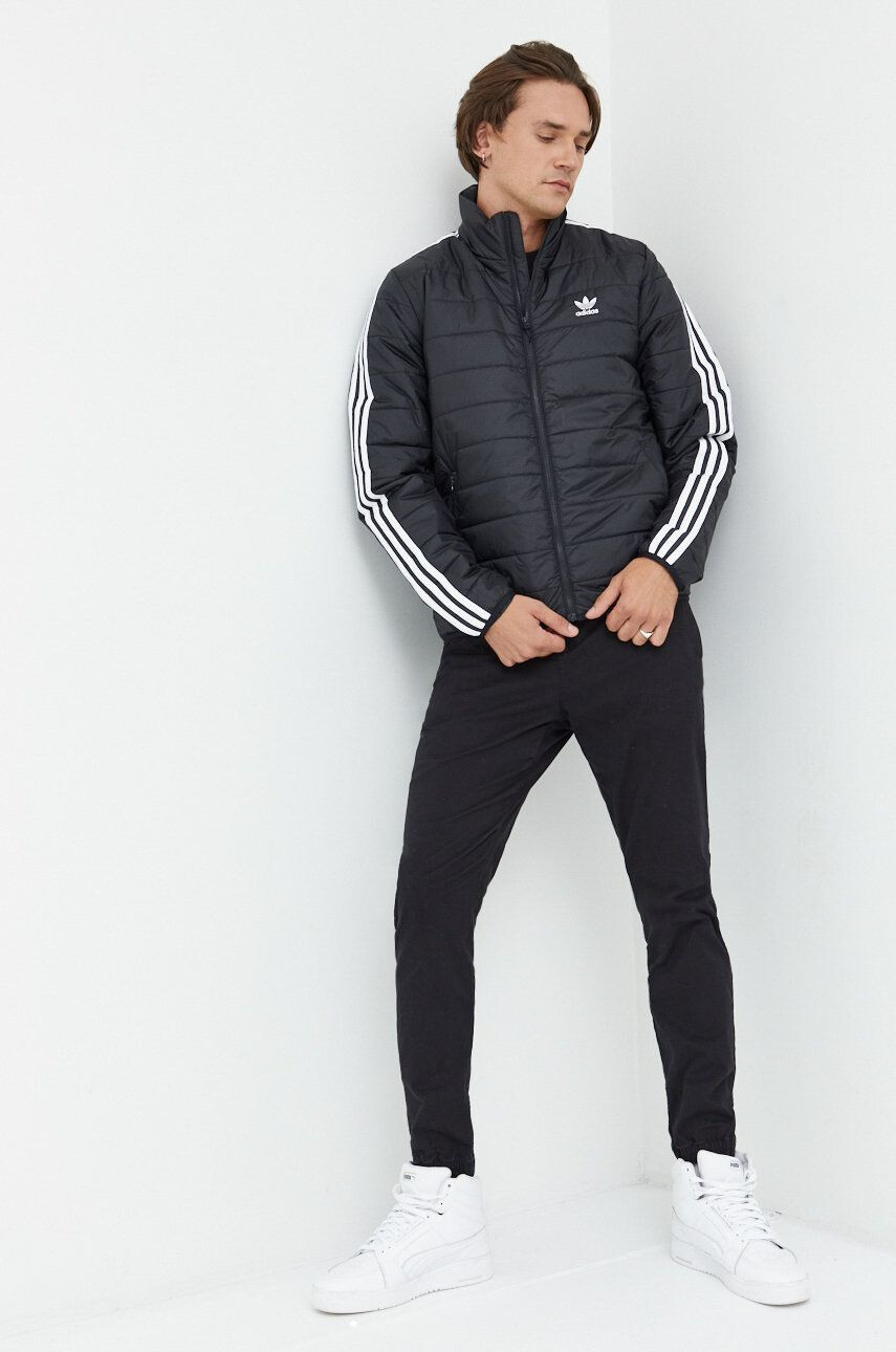 adidas Originals Bunda pánská černá barva přechodná - Pepit.cz