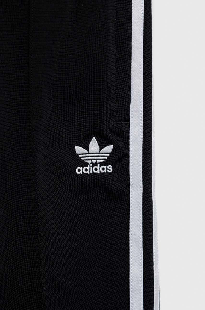 adidas Originals Dětské tepláky černá barva s aplikací - Pepit.cz