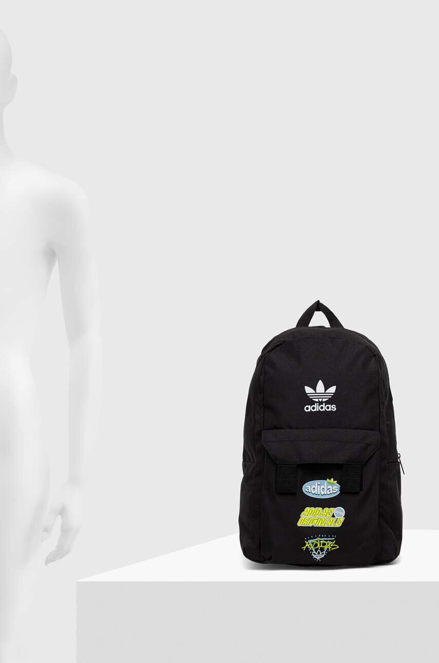 adidas Originals Dětský batoh x Andre Saraiva - Pepit.cz