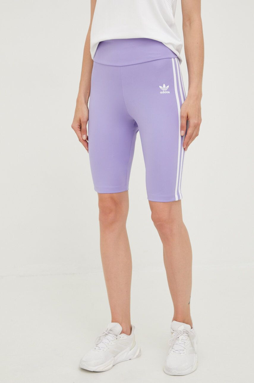 adidas Originals Kraťasy dámské fialová barva s aplikací high waist HE0408-LPURPL - Pepit.cz