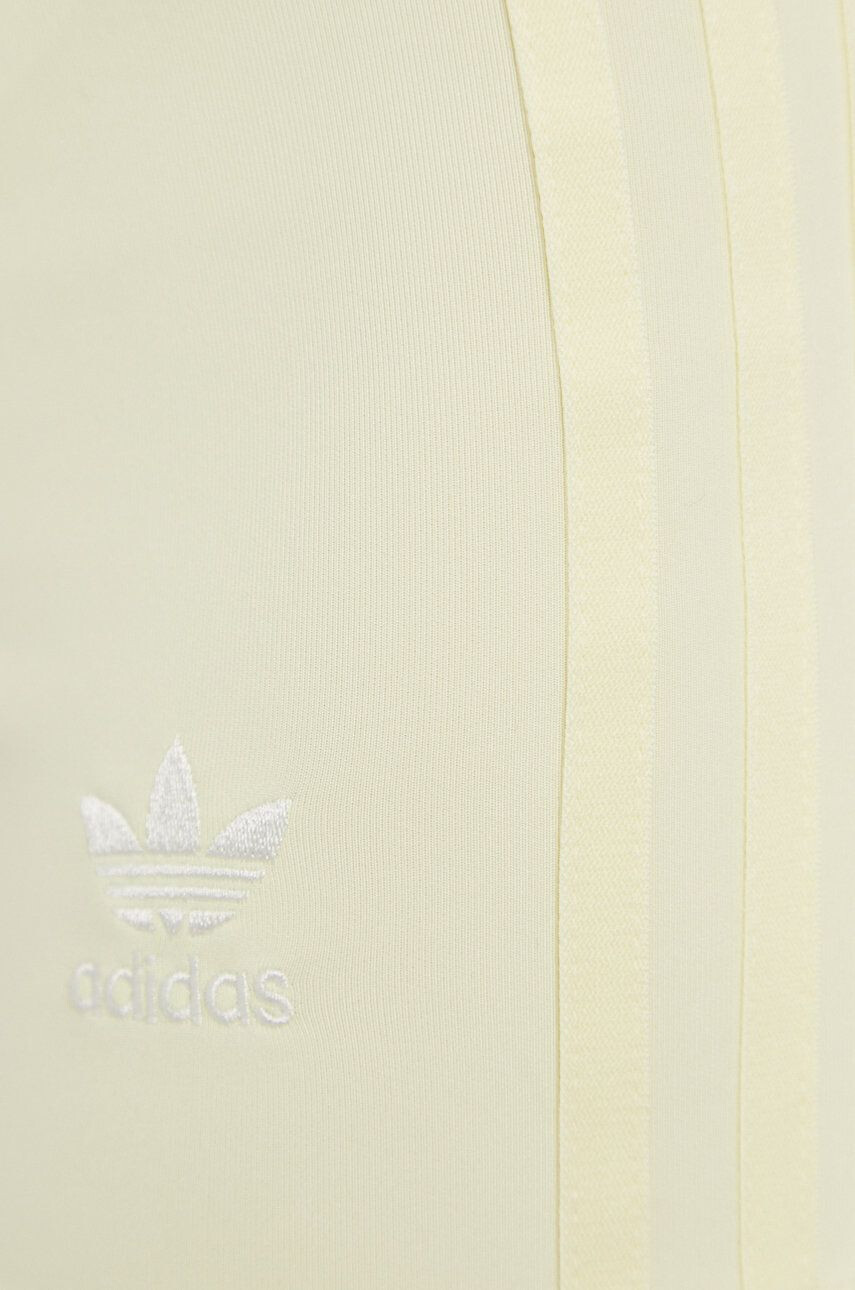 adidas Originals Kraťasy H56462 dámské žlutá barva hladké medium waist - Pepit.cz