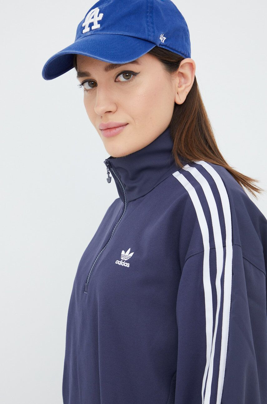 adidas Originals Mikina Adicolor HC4548 dámská fialová barva s aplikací - Pepit.cz