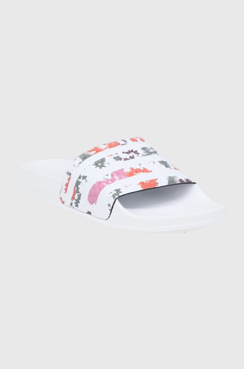 adidas Originals Pantofle Adilette GX8637 dámské fialová barva GX8637-MAGL/WHT - Pepit.cz