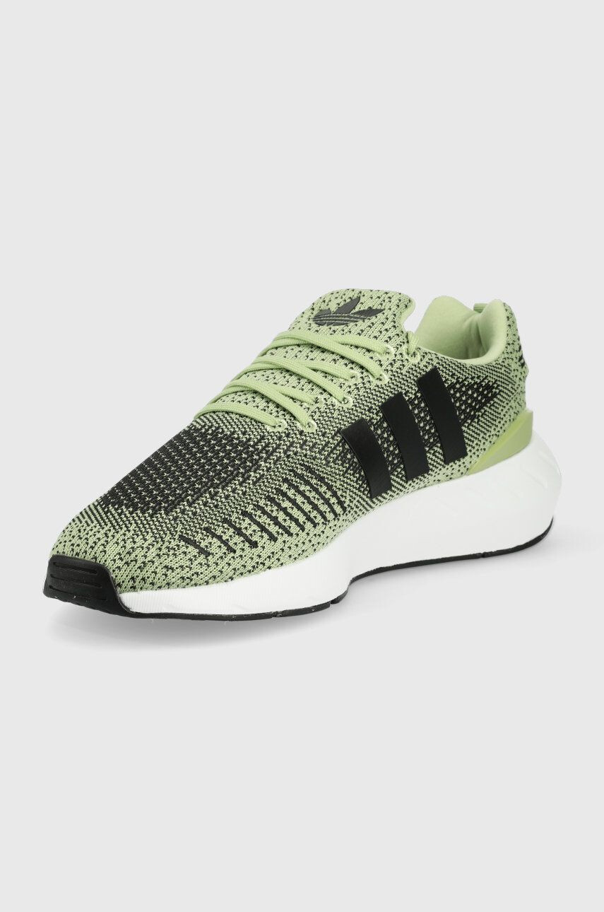 adidas Originals Sneakers boty Swift Run GZ3505 zelená barva GZ3505-MGLM/BLK - Pepit.cz