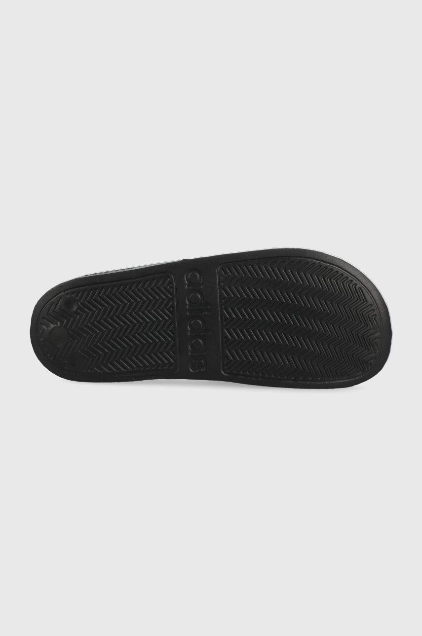 adidas Pantofle Adilette pánské černá barva - Pepit.cz