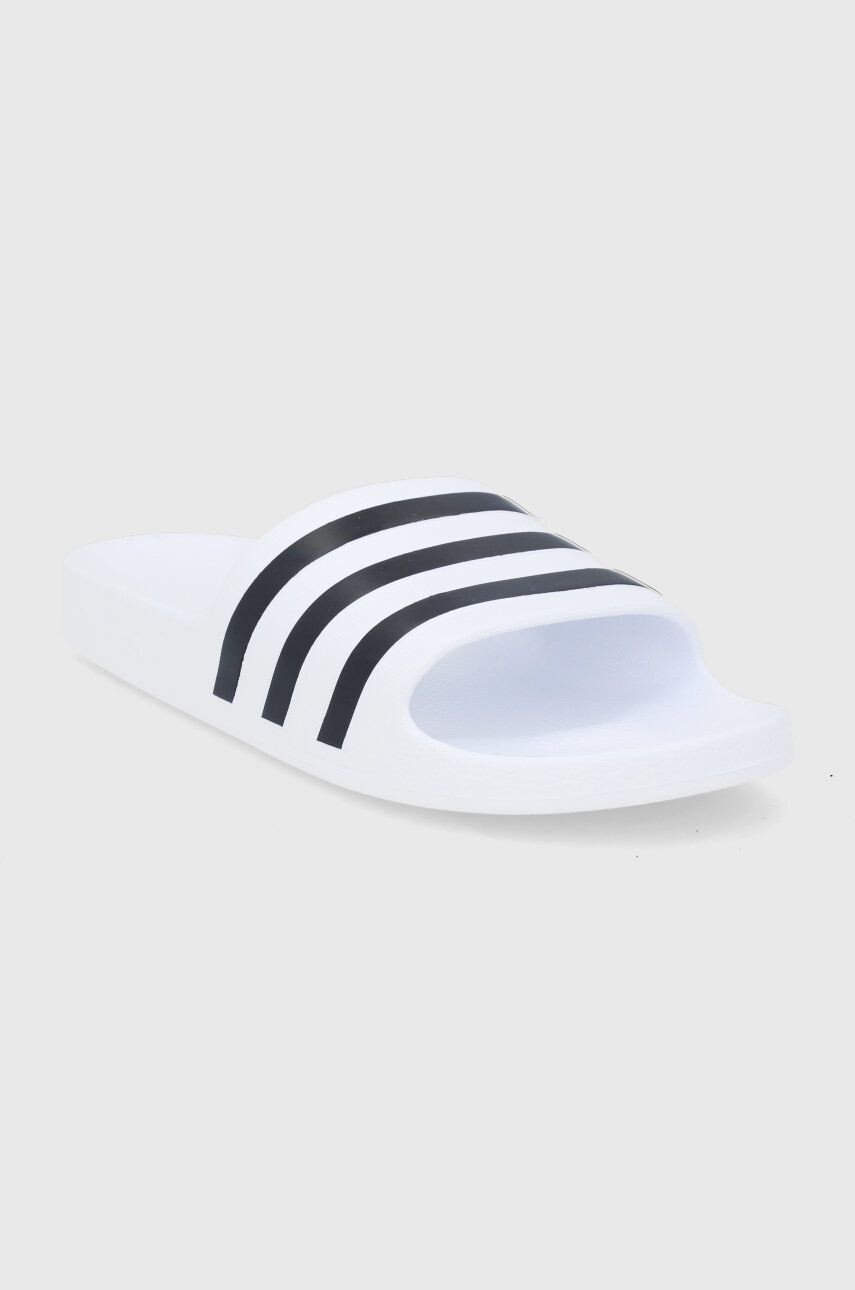 adidas Pantofle Adilette Aqua dámské bílá barva - Pepit.cz