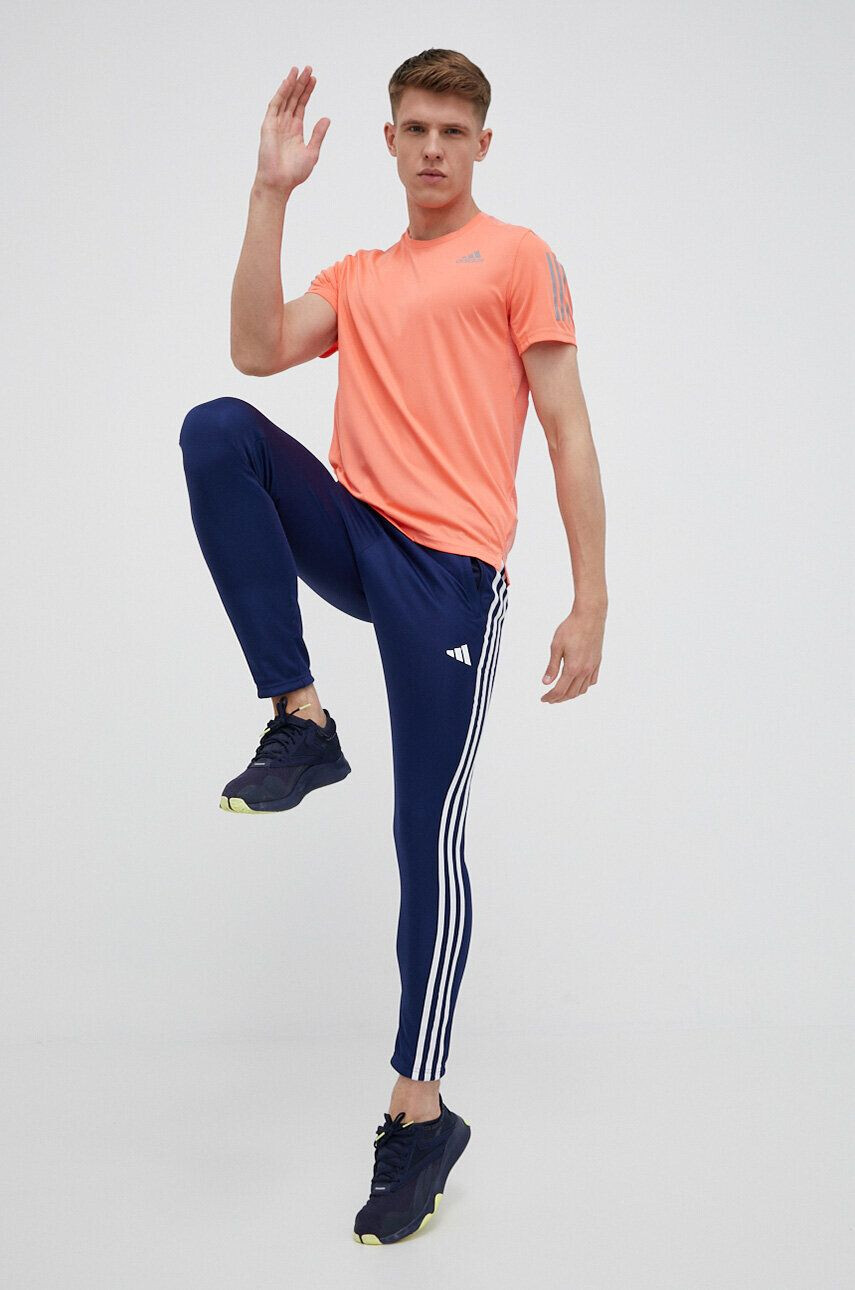 adidas Performance Běžecké tričko Own The Run oranžová barva s potiskem - Pepit.cz