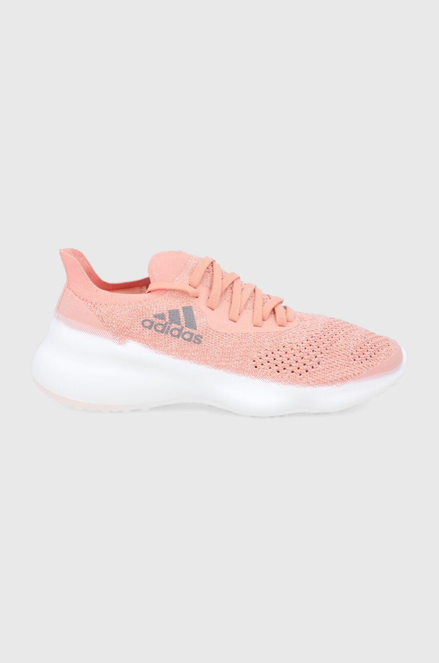 adidas Performance Boty Futurenatural W GX5143 oranžová barva na plochém podpatku - Pepit.cz