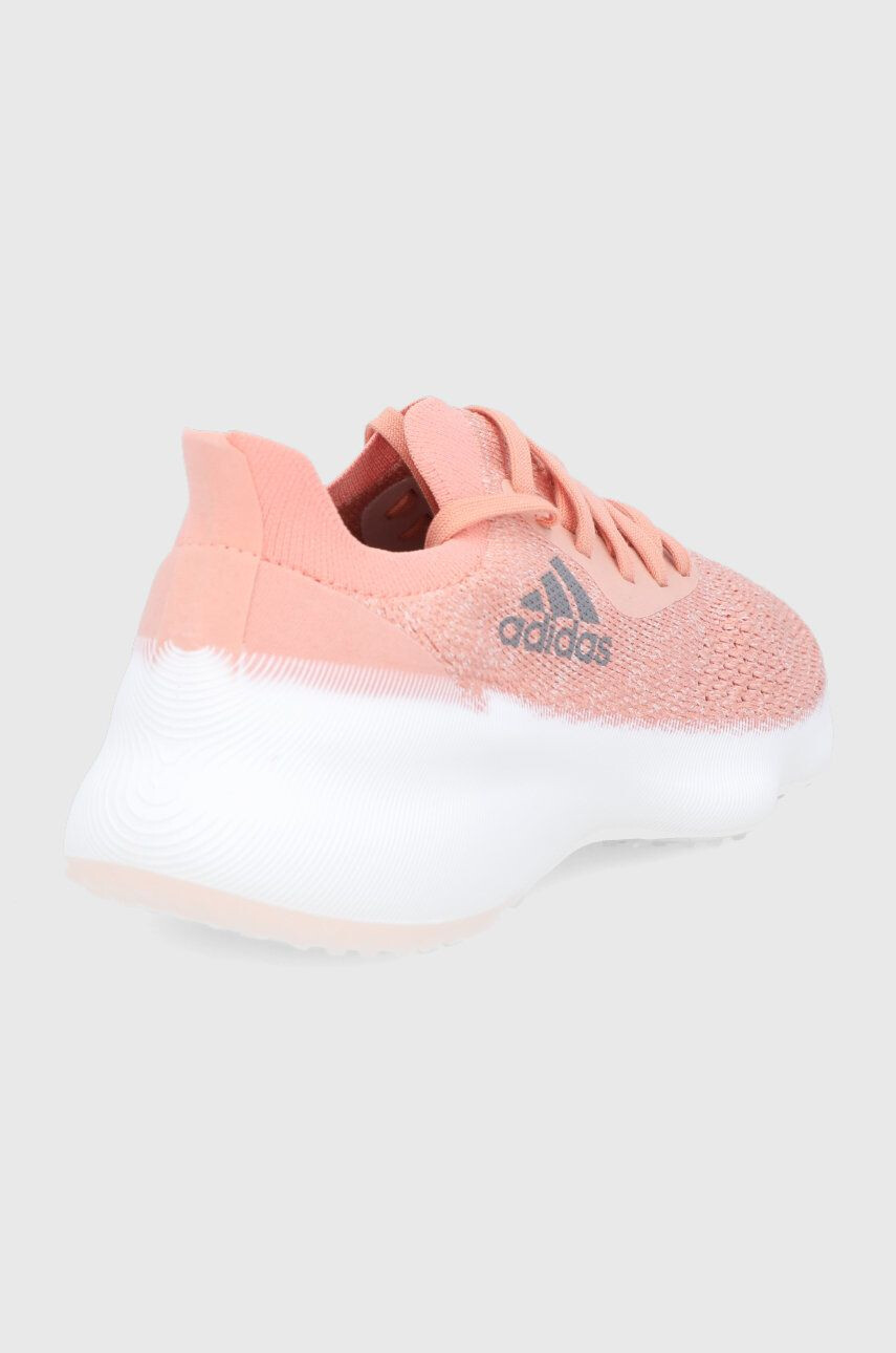 adidas Performance Boty Futurenatural W GX5143 oranžová barva na plochém podpatku - Pepit.cz