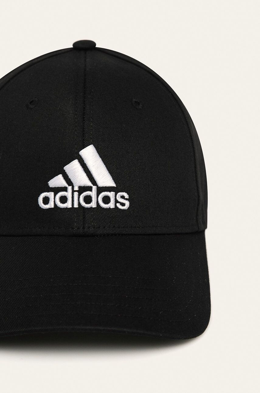 adidas Performance Čepice černá barva z tenké pleteniny - Pepit.cz