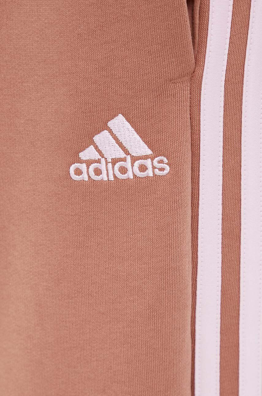 adidas Tepláky béžová barva s aplikací - Pepit.cz