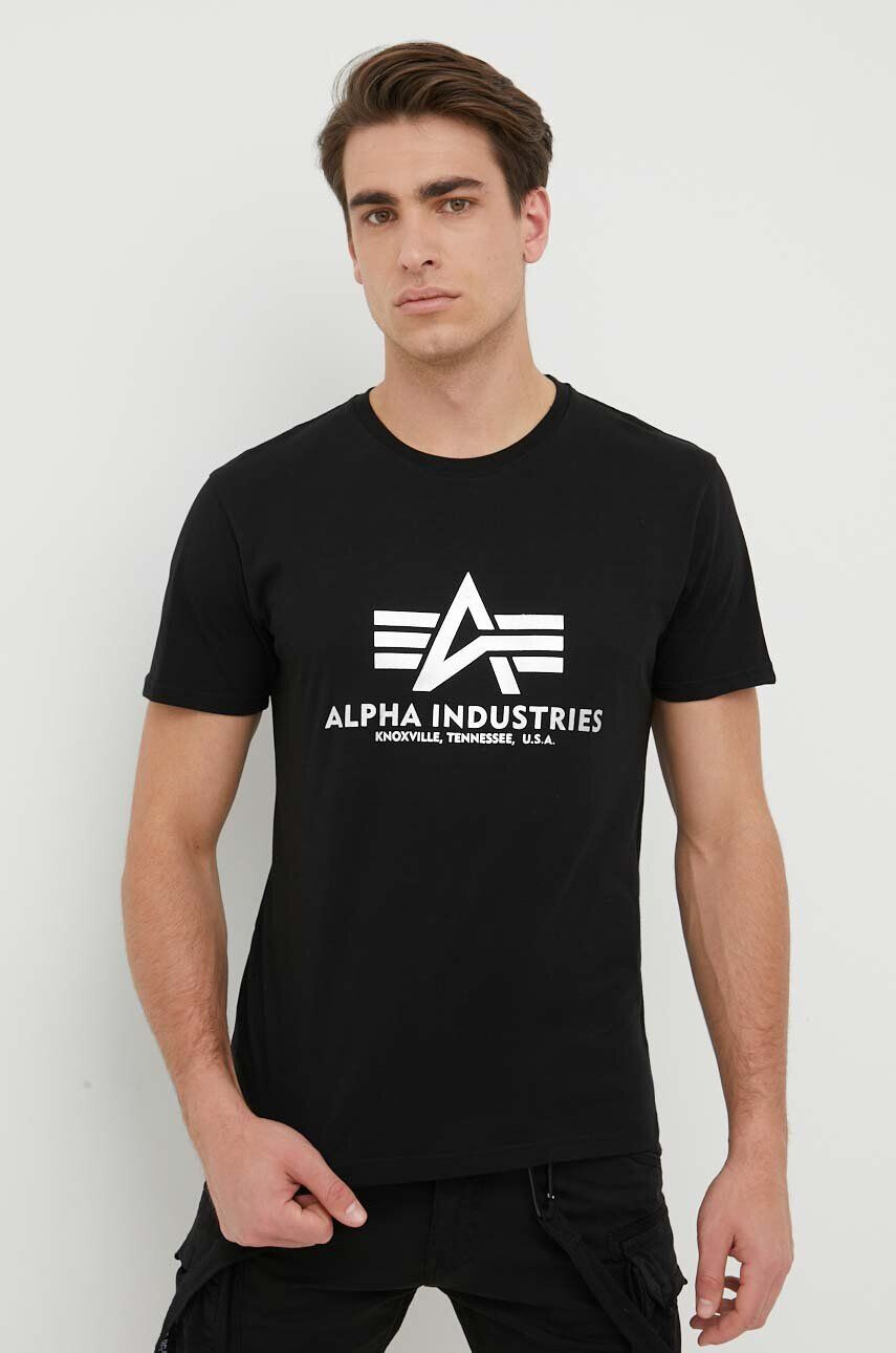 Alpha Industries Bavlněné tričko Basic T-Shirt Foil Print černá barva s potiskem 100501FP.530 - Pepit.cz