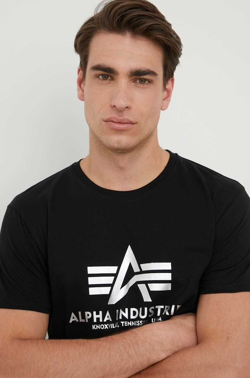 Alpha Industries Bavlněné tričko Basic T-Shirt Foil Print černá barva s potiskem 100501FP.530 - Pepit.cz