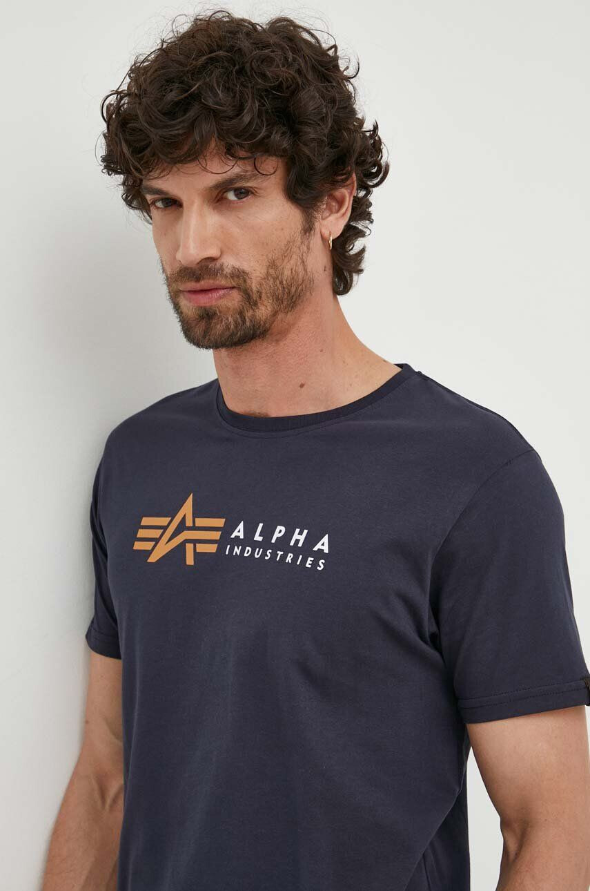 Alpha Industries Bavlněné tričko Alpha Label T 118502 07 tmavomodrá barva s potiskem 118502.07-navy - Pepit.cz