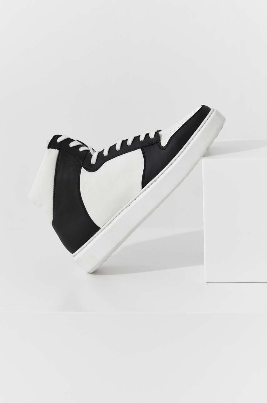 Answear Lab Sneakers boty X limitovaná kolekce SISTERHOOD černá barva - Pepit.cz