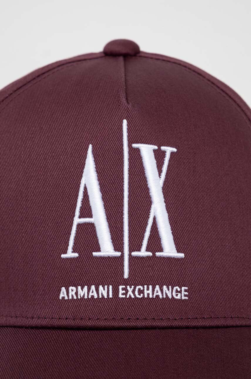 Armani Exchange Bavlněná čepice vínová barva s aplikací - Pepit.cz