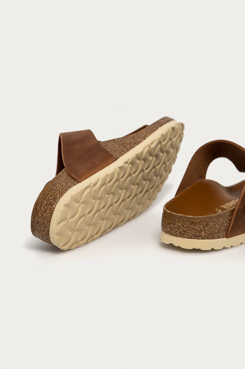 Birkenstock Kožené žabky dámské hnědá barva na plochém podpatku - Pepit.cz