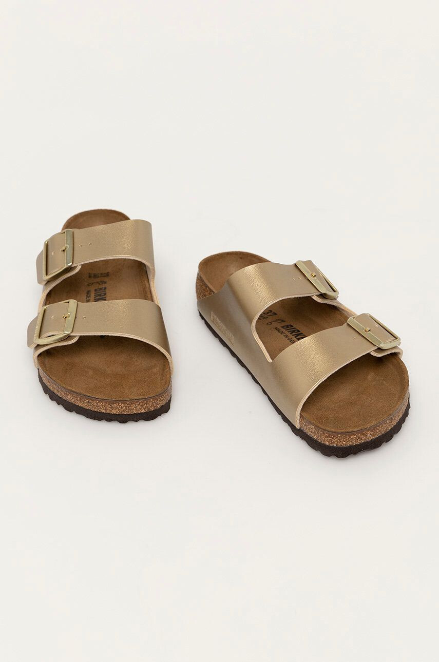 Birkenstock Pantofle dámské zlatá barva - Pepit.cz